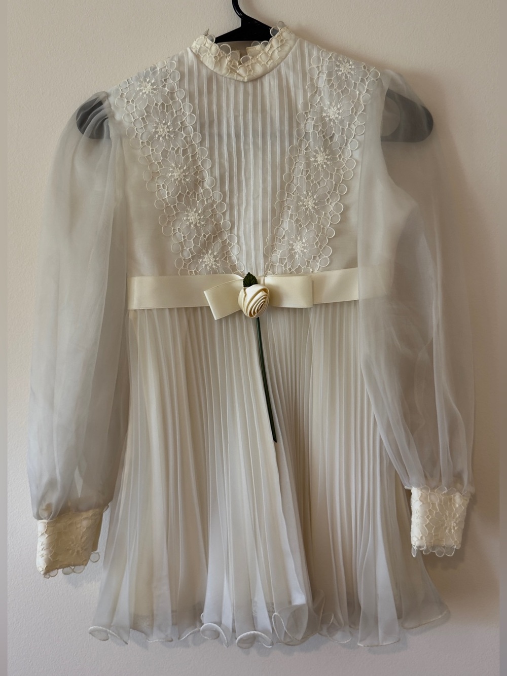 Girls Cream Lace-Paneled Pleated Formal Dress with Satin Bow